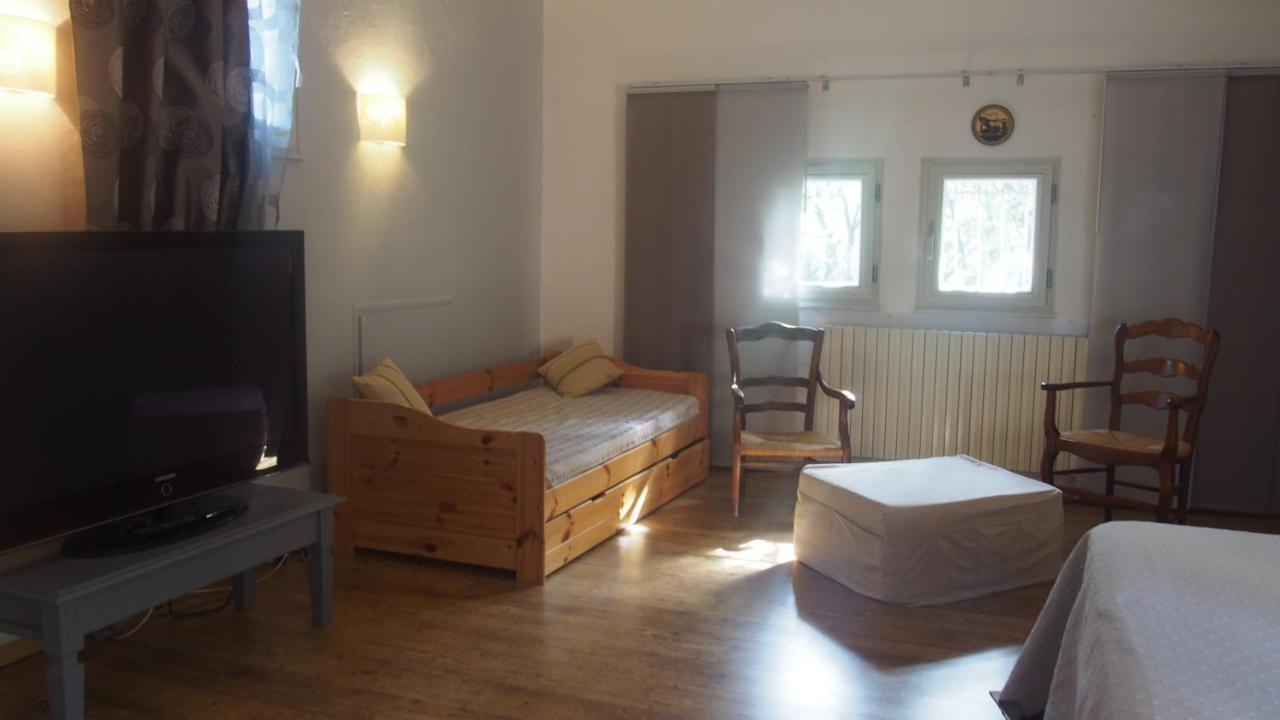 Mas Du Kairos Hotell Venasque Eksteriør bilde